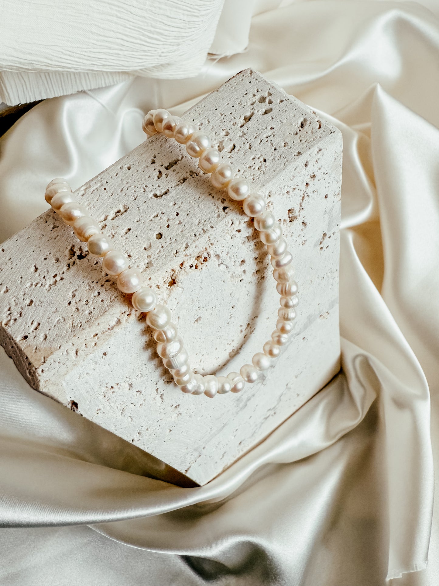 Pearlina Necklace