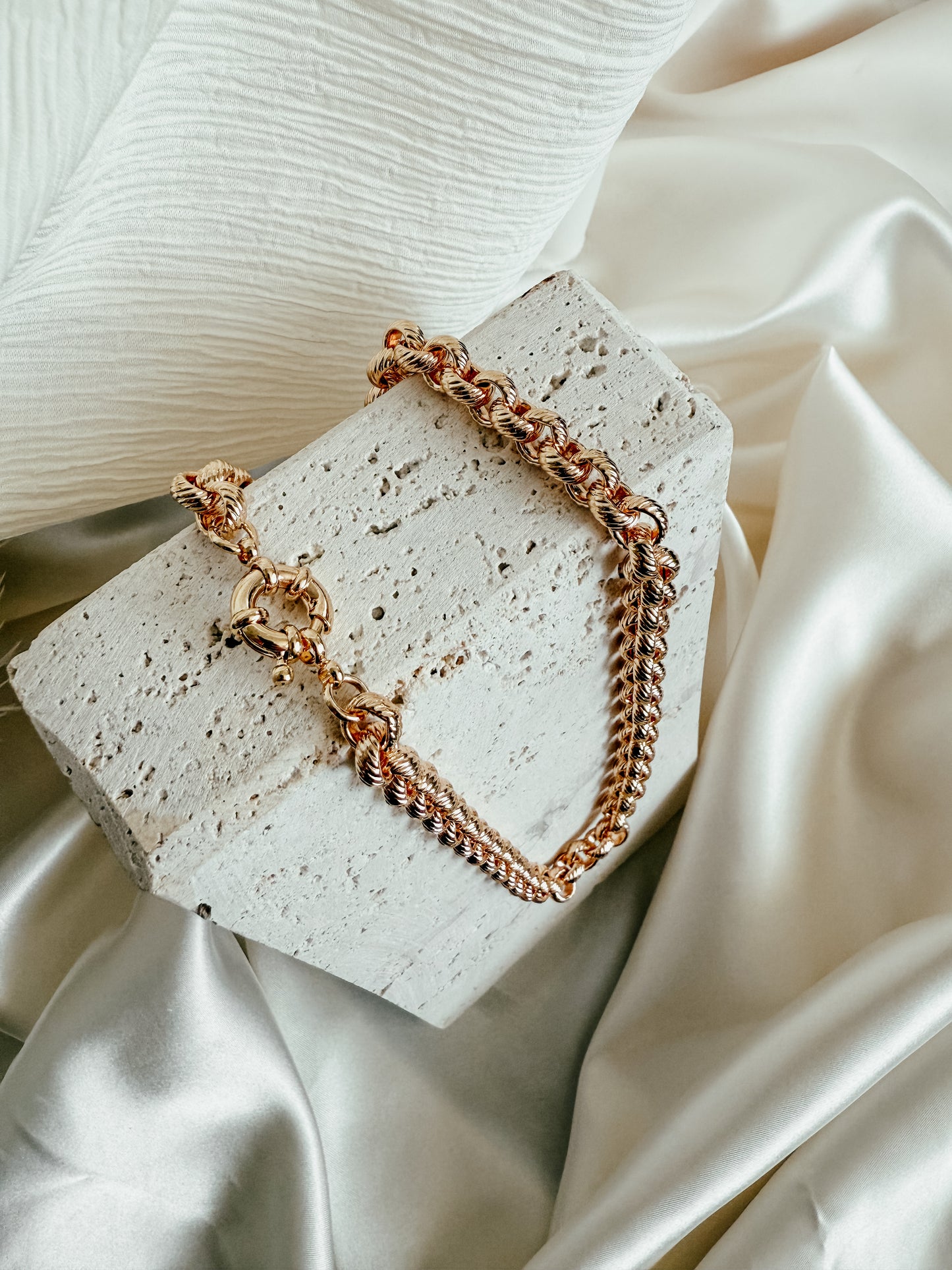 Salome Chain Necklace