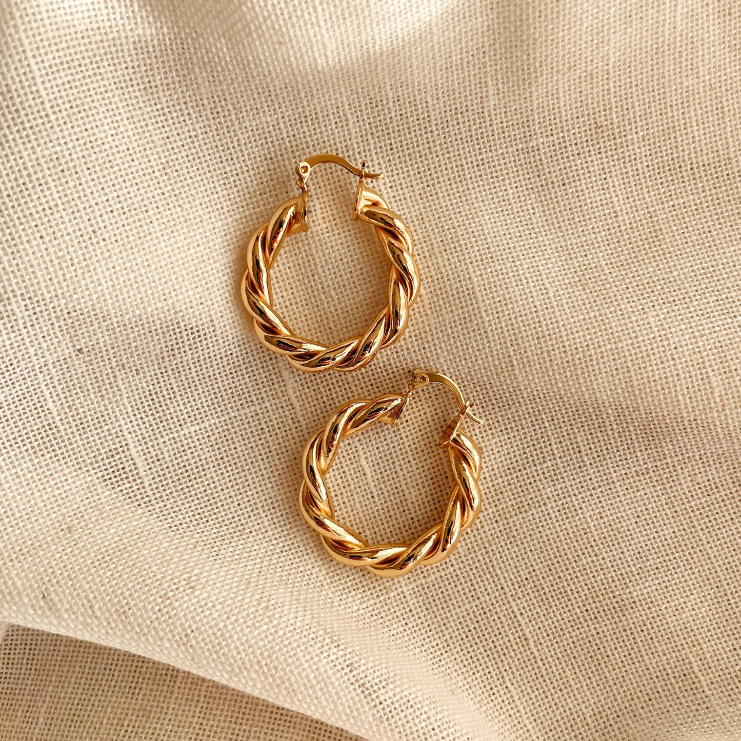 Holly Hoops Small