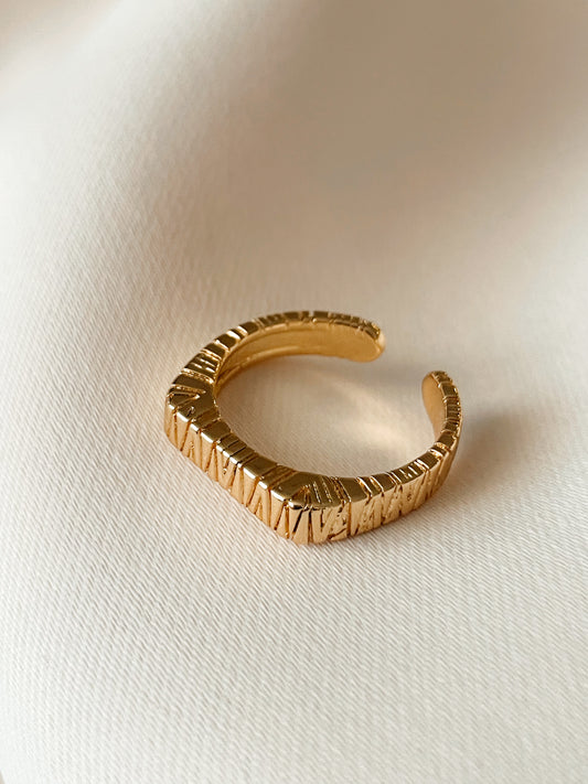 Selene Ring