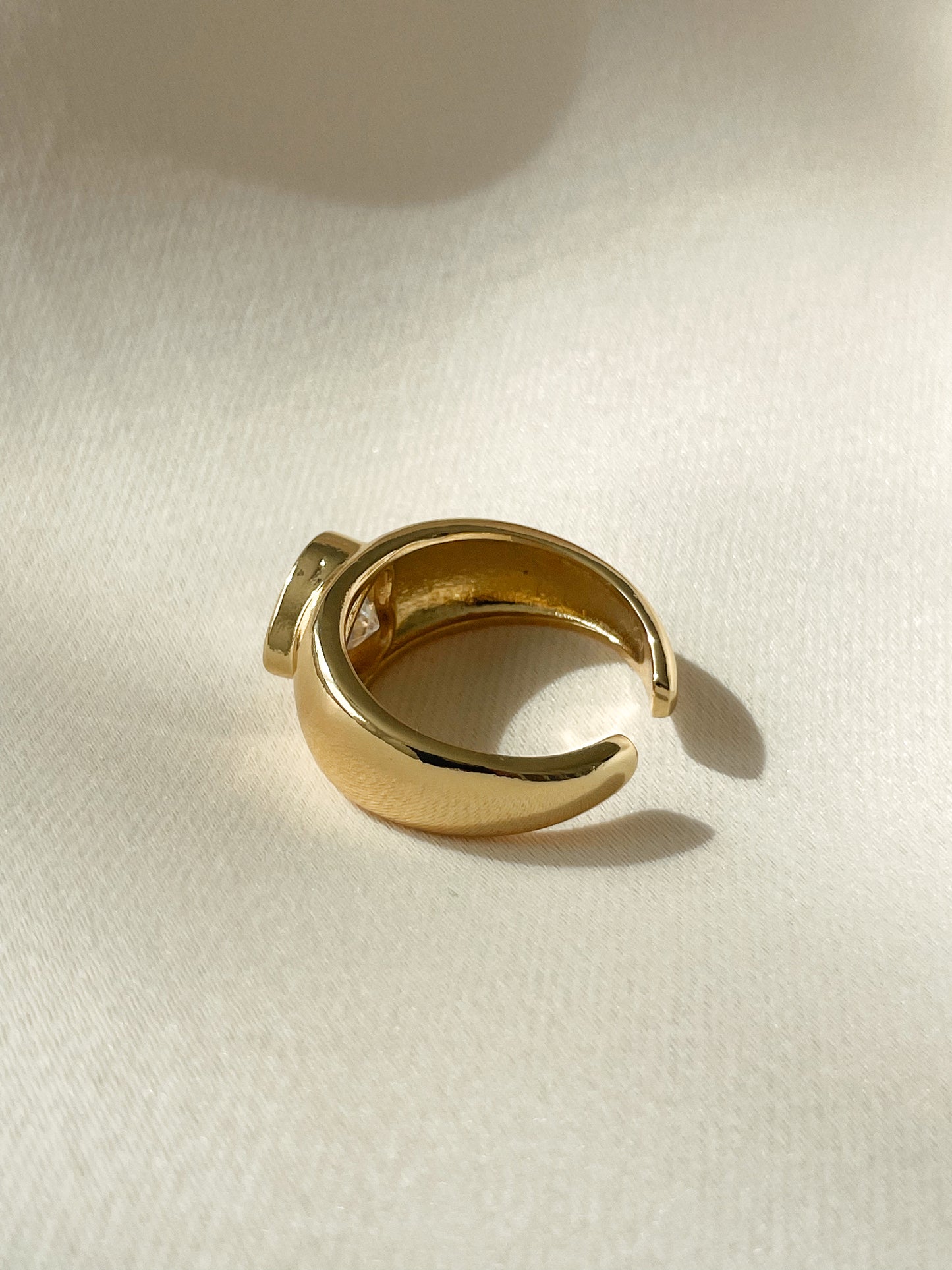 Amore Ring