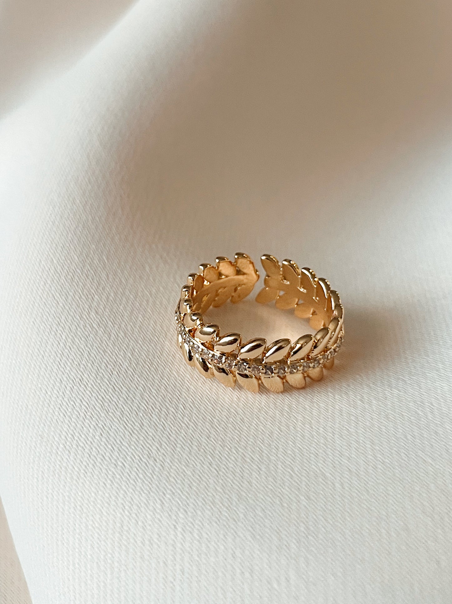 Janna Ring