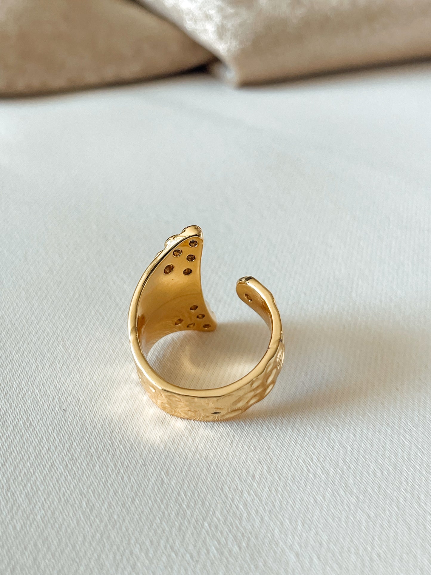 Atlantis Ring